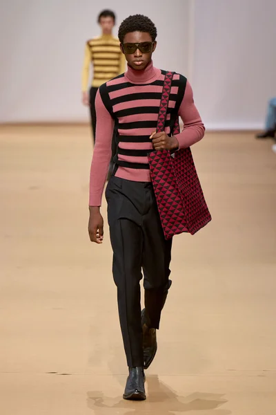 Look 20